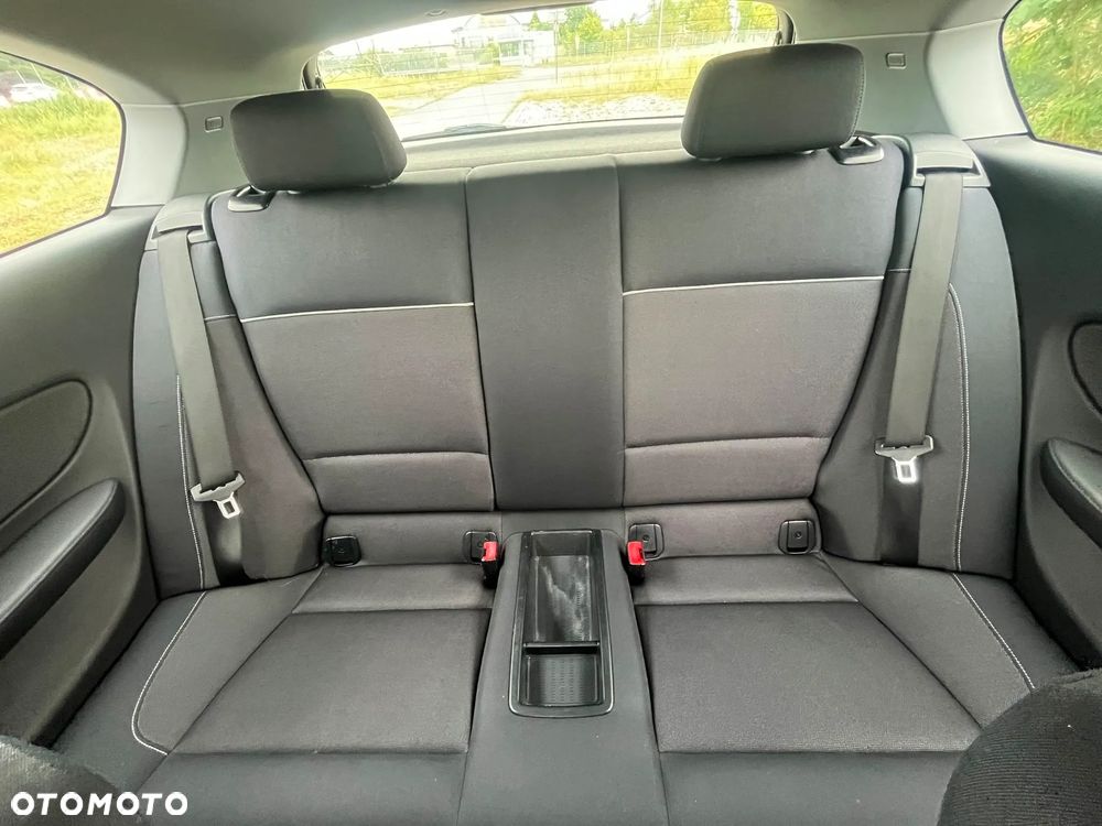 BMW Seria 1 116i - 9