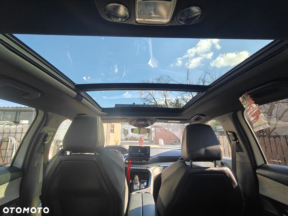 Peugeot 3008 1.6 PureTech Hybrid4 PHEV Allure Pack S&S EAT8 - 19