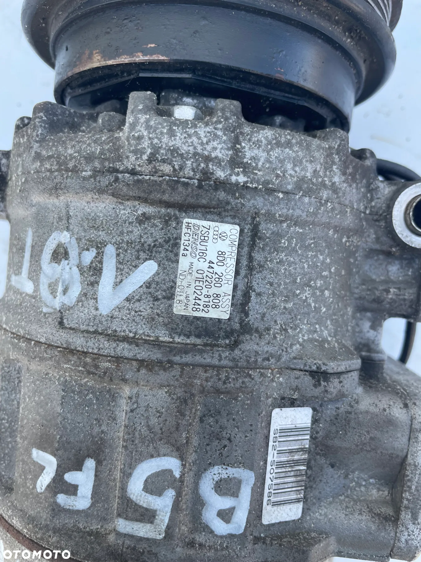 Sprężarka kompresor klimatyzacji vw Passat B5 FL 1.8T 8D0260808 - 2