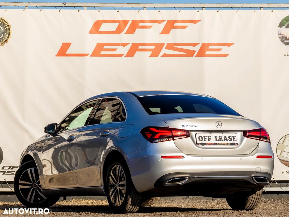 Mercedes-Benz A 250 e 8G-DCT - 3