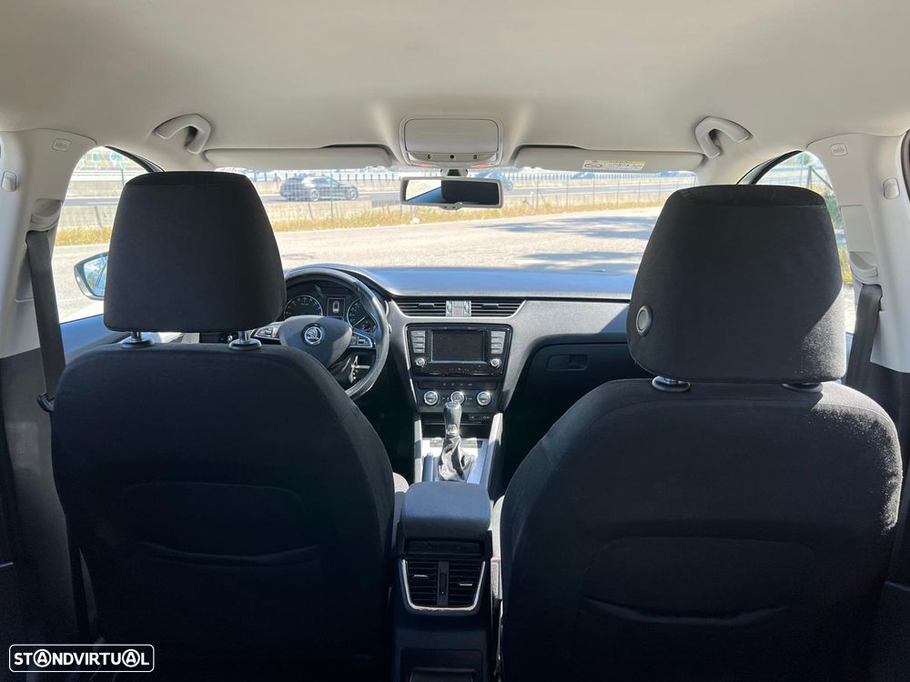 Skoda Octavia Break 1.6 TDi Style DSG - 15