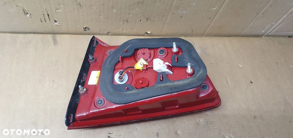 Lampa lewy tył tylna lewa w klapę Kia Sportage III 3 - 7