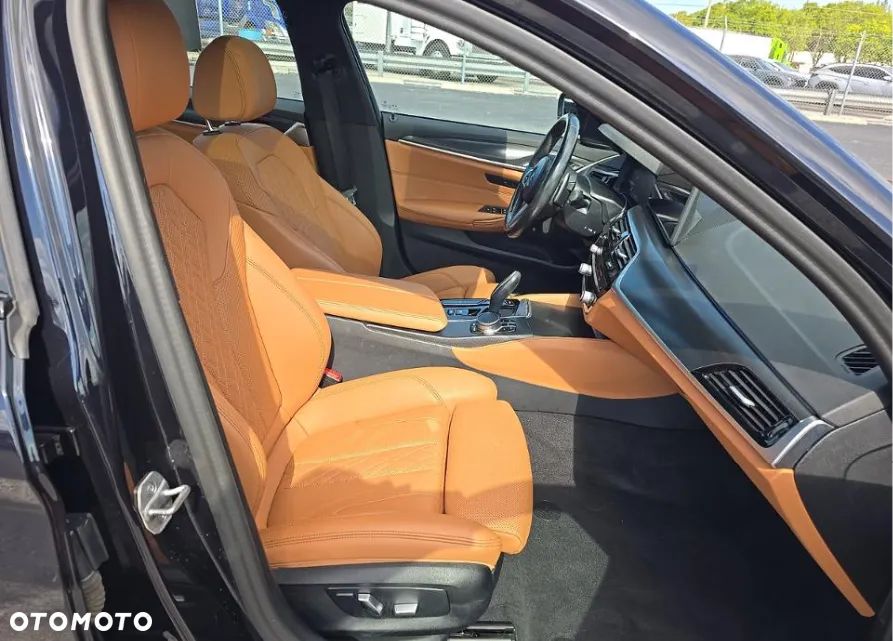 BMW Seria 5 540i xDrive M Sport sport - 10