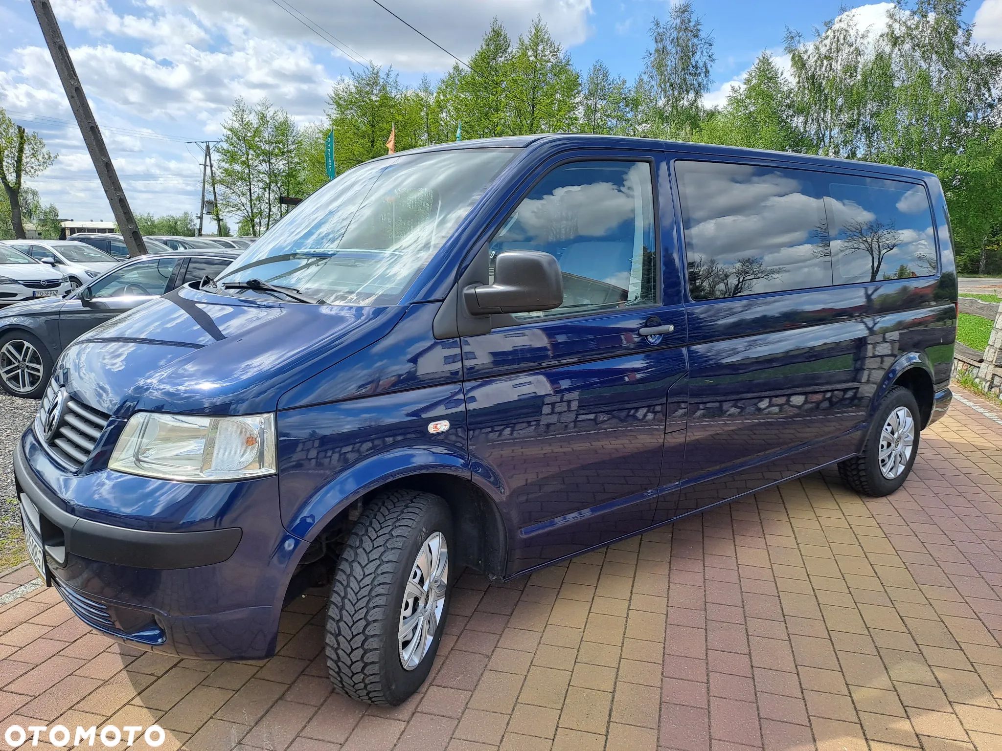 Volkswagen Transporter T5 TDI L2H1 - 1