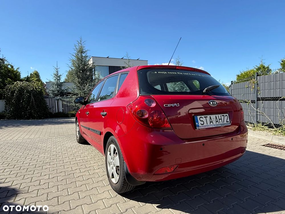 Kia Ceed 1.4 Comfort + - 3