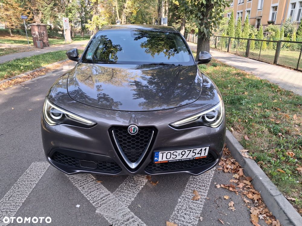 Alfa Romeo Stelvio 2017 photo 3