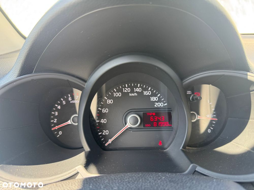 Kia Picanto 1.0 Attract - 18