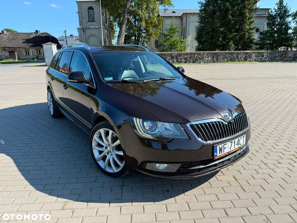Skoda Superb 2.0 TDI Green tec 4x4 DSG Elegance - 1