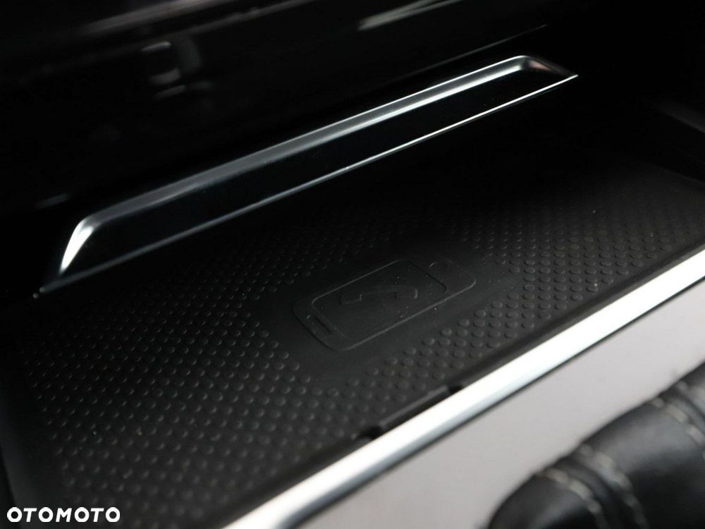 Volkswagen Arteon 2.0 TDI R-Line DSG - 30