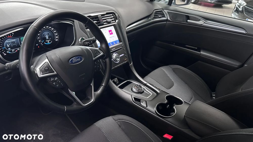 Ford Mondeo 2.0 EcoBlue Titanium - 11