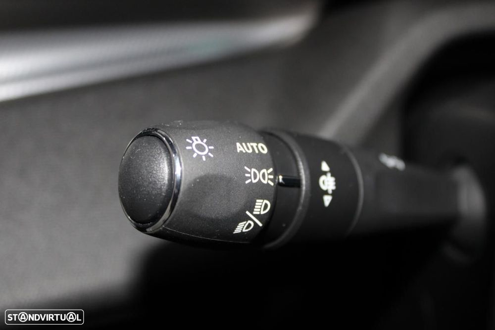 Peugeot E-408 58 kWh GT - 17