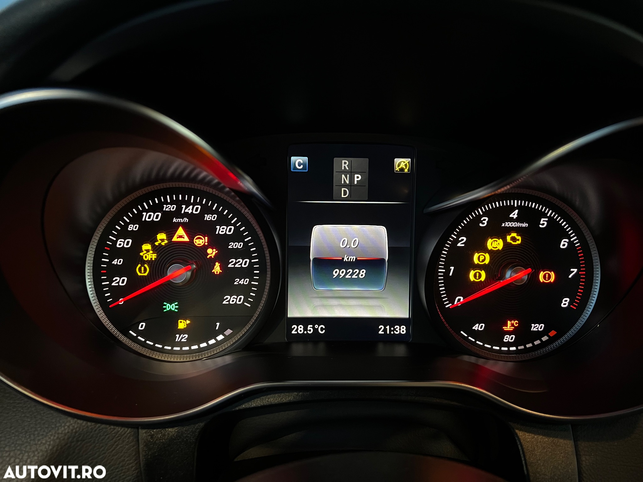 Mercedes-Benz GLC 250 4MATIC - 18