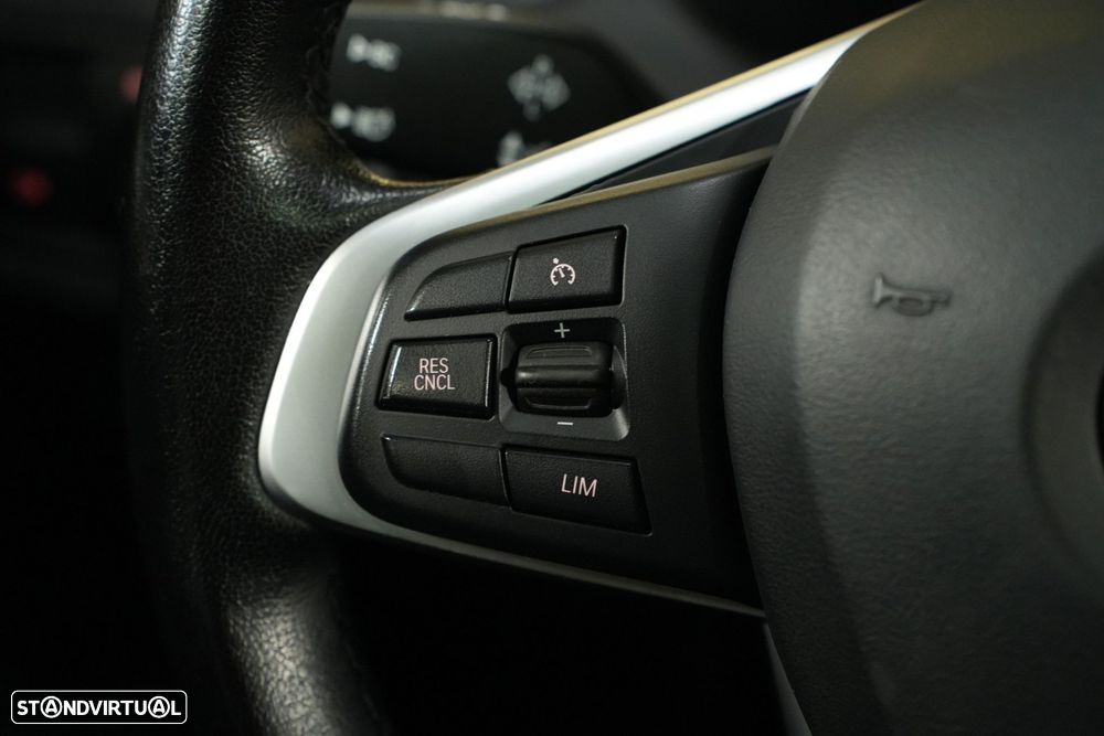 BMW X1 16 d sDrive Auto - 17