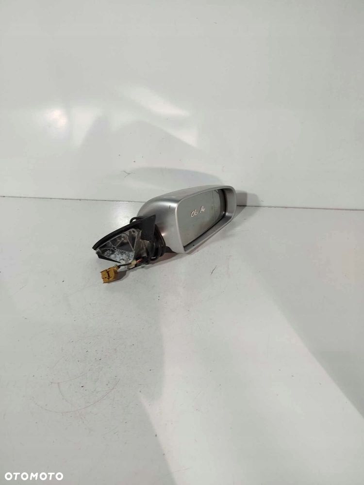 LUSTERKO PRAWE PRZEDNIE AUDI A4 B7 5 PIN - 2