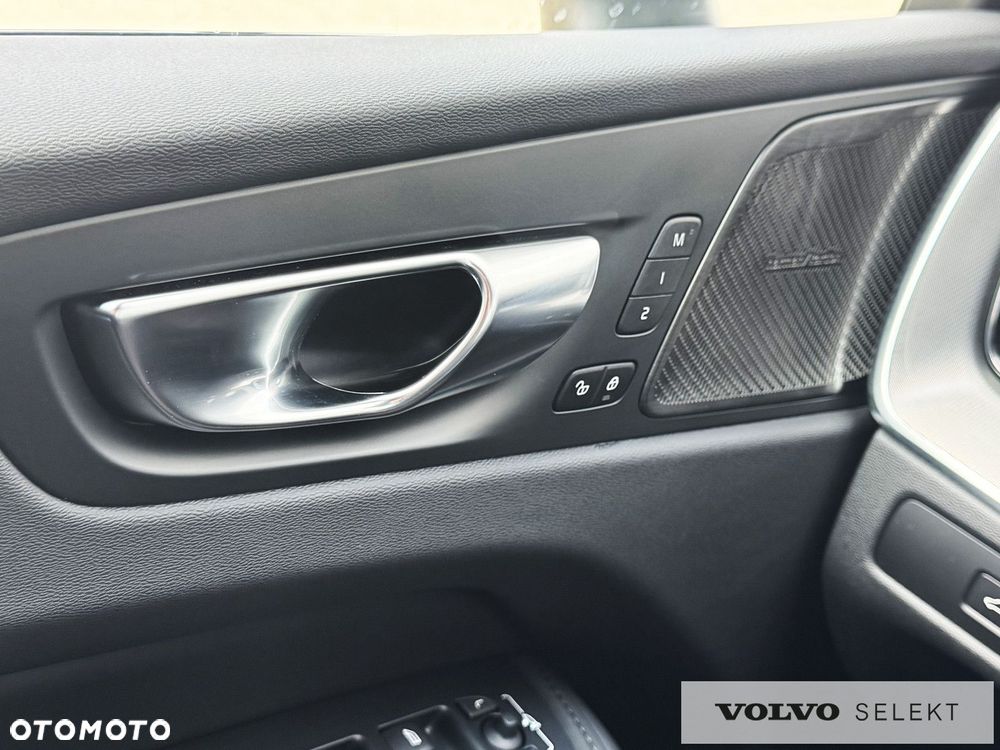 Volvo XC 60 - 37