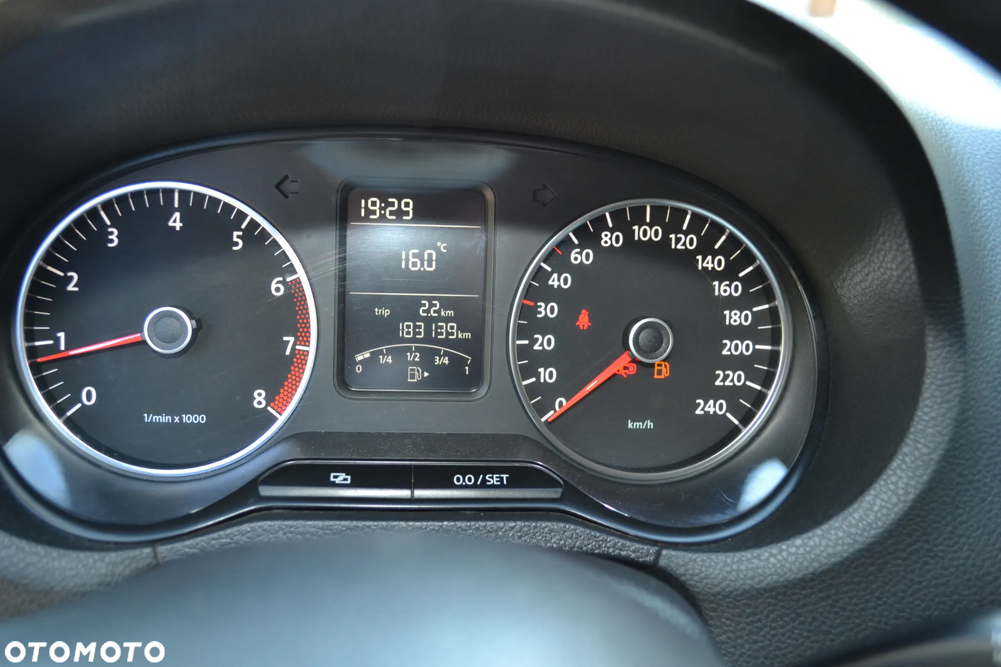 Volkswagen Polo 1.4 16V Trendline - 20