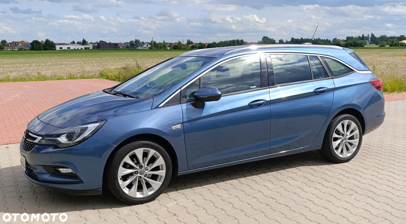 Opel Astra V 1.6 CDTI Dynamic - 11