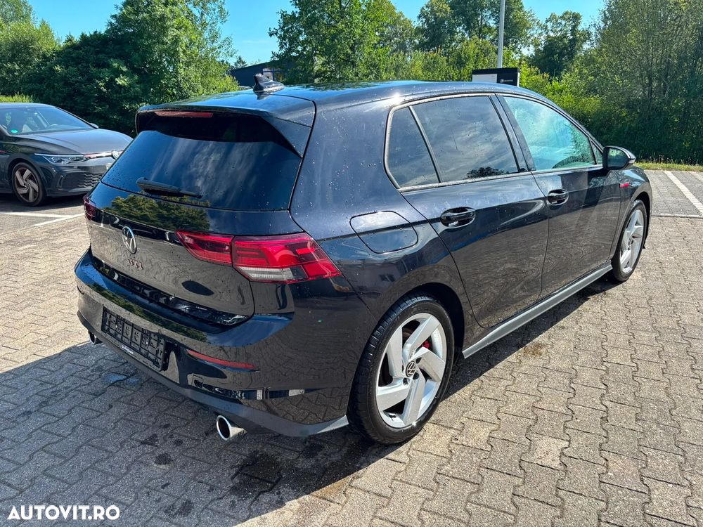 VOLKSWAGEN Golf 2024 — imagine 2