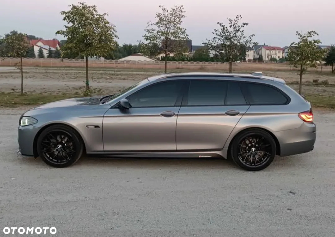 BMW Seria 5 520d Touring - 2