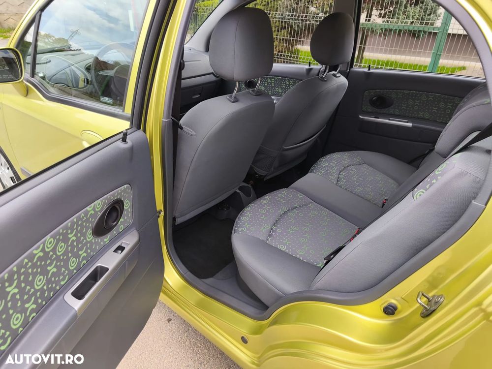 Chevrolet Spark - 16