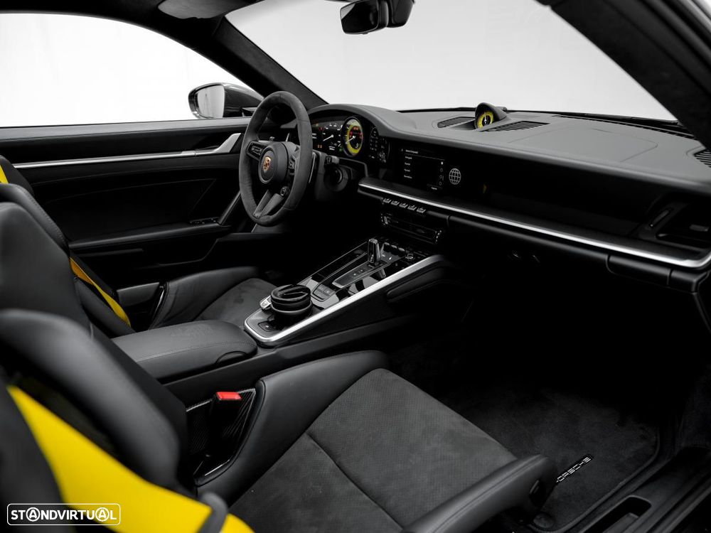 Porsche 911 Turbo S PDK — fotografia 11