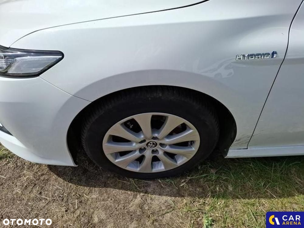 Toyota Camry - 14