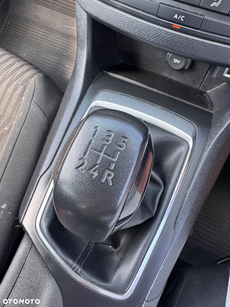 Peugeot 308 1.6 e-HDi Allure S&S - 15