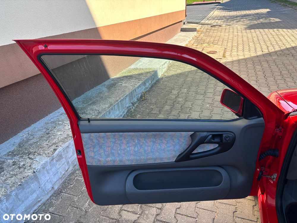 Volkswagen Polo - 22