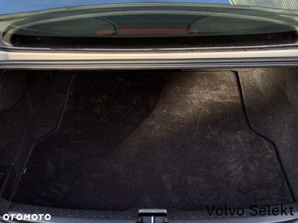 Volvo S60 2024