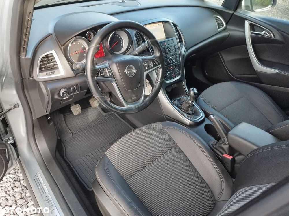 Opel Astra - 9