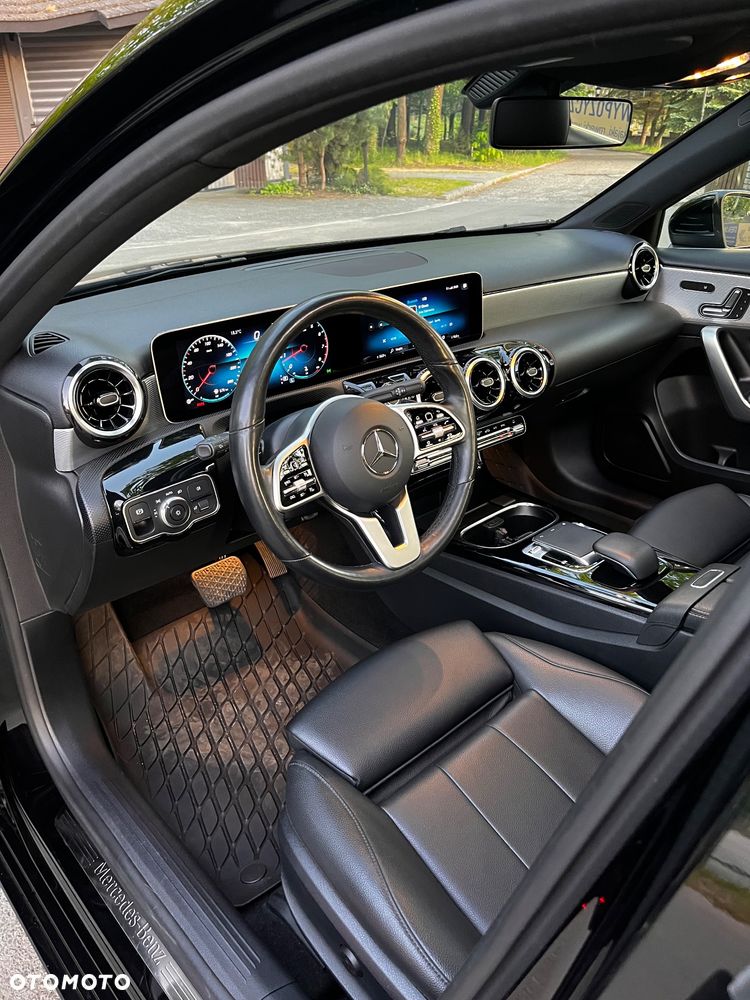 Mercedes-Benz Klasa A 220 4Matic 7G-DCT - 22