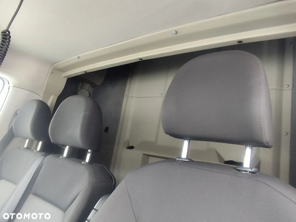 Volkswagen CRAFTER - 23