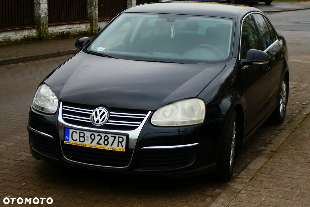 Volkswagen Jetta - 5