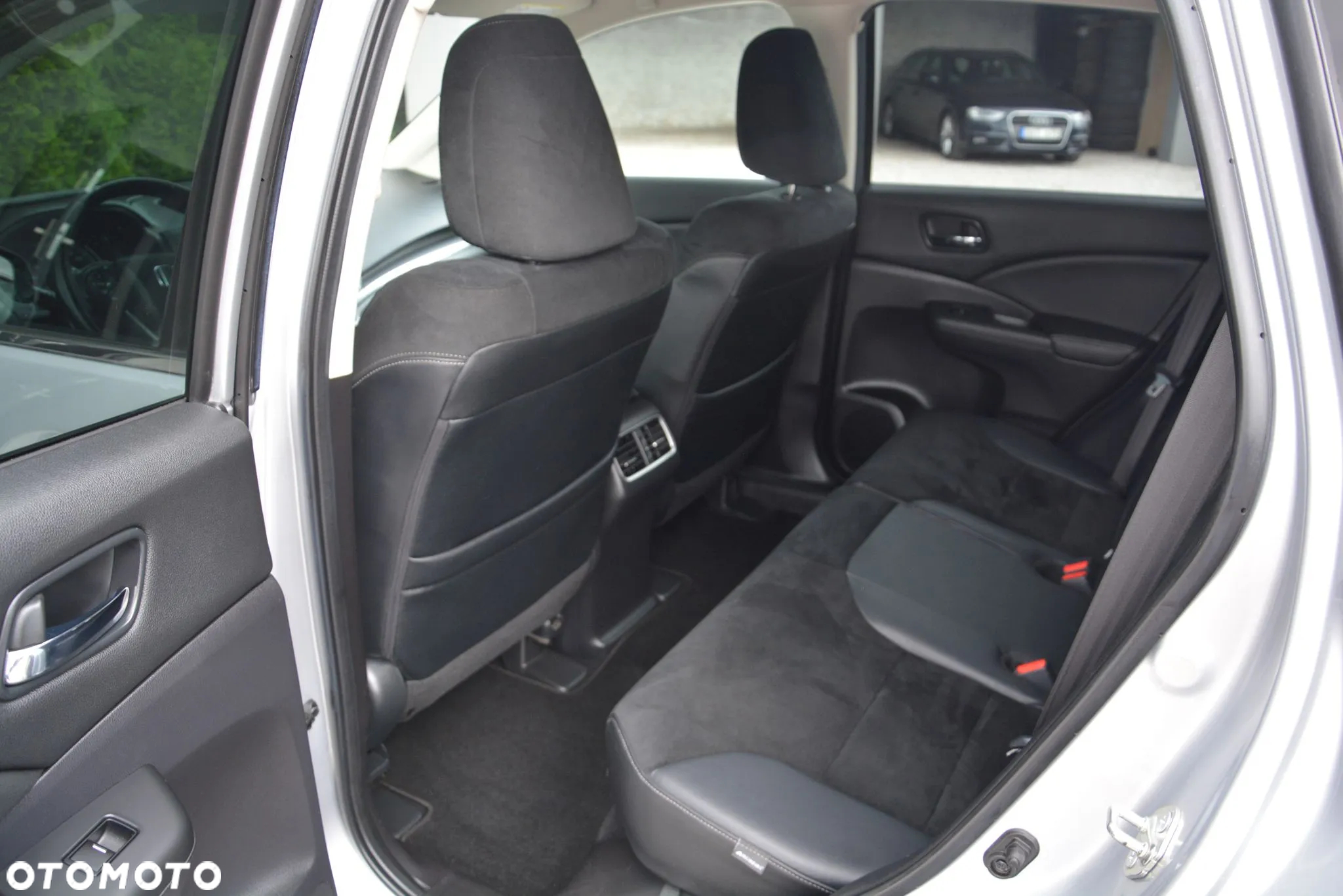 Honda CR-V 1.6i DTEC 4WD Automatik Lifestyle Plus - 17
