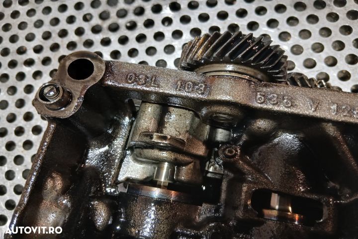 Pompa ulei 03L115105D 03G115169L 03L103537 03L103535V 03L115105D 03G1 - 5