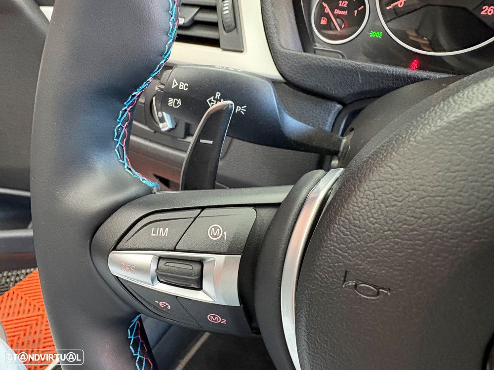 BMW 320 d Aut. Sport Line - 45