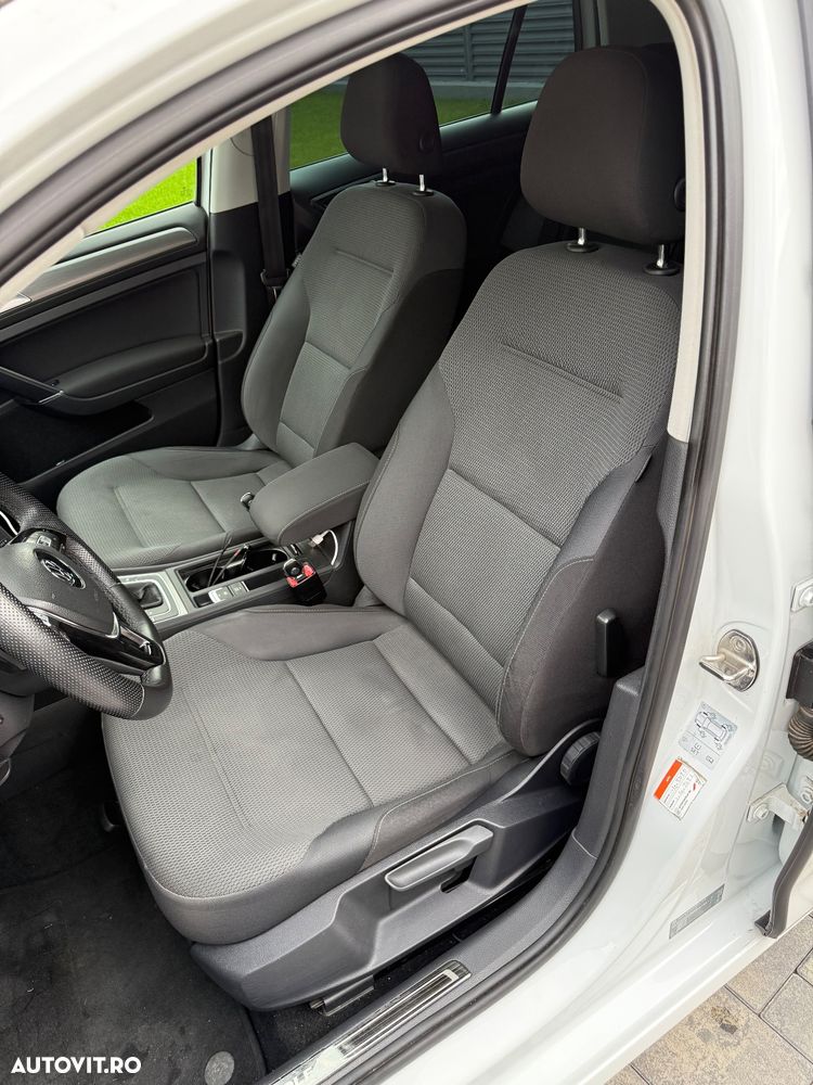 Volkswagen Golf 1.6 TDI DPF BMT DSG Comfortline - 13