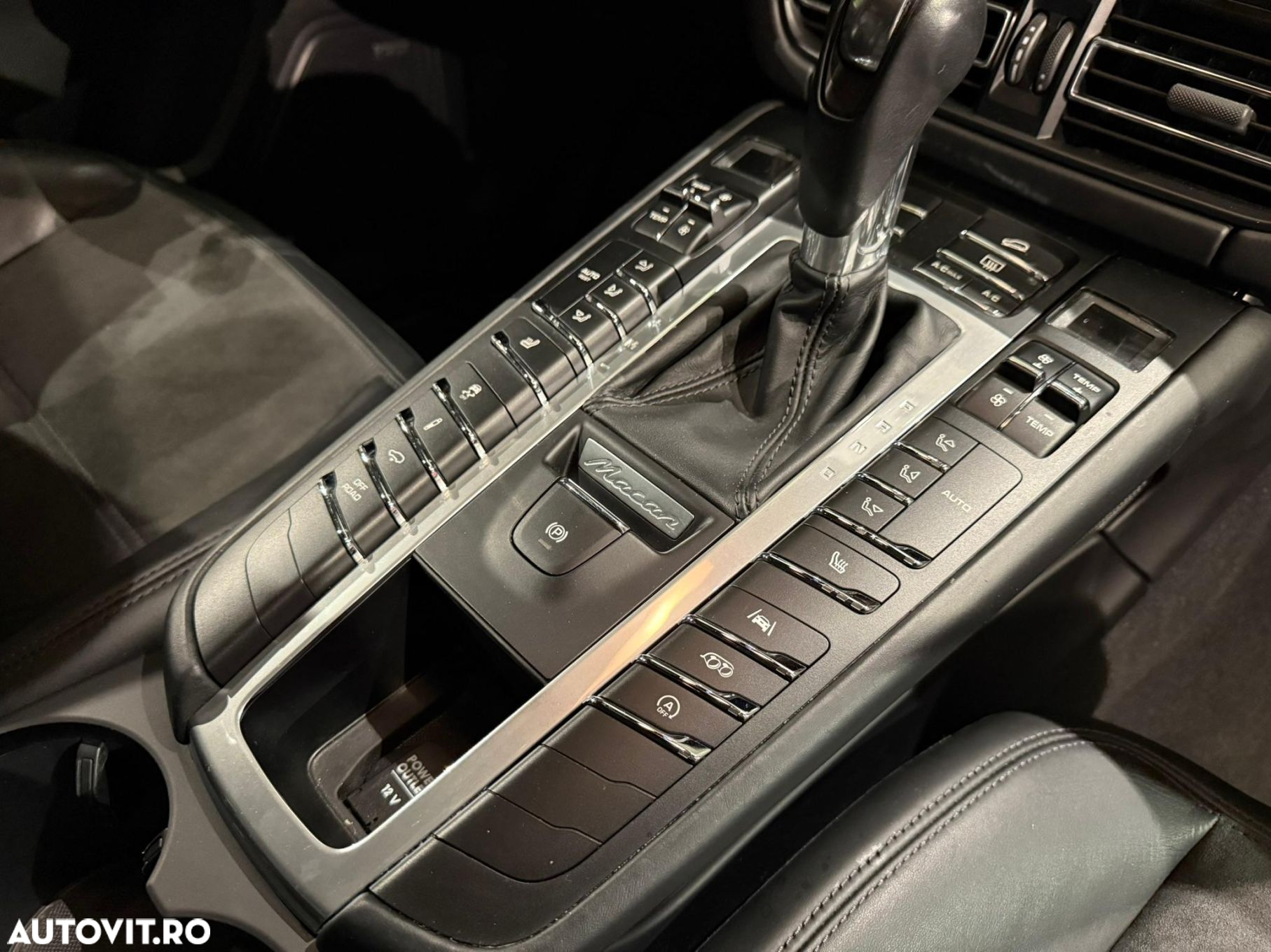 Porsche Macan - 22