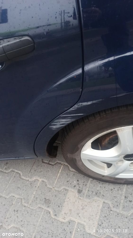 Ford Focus 1.6 Ambiente - 7