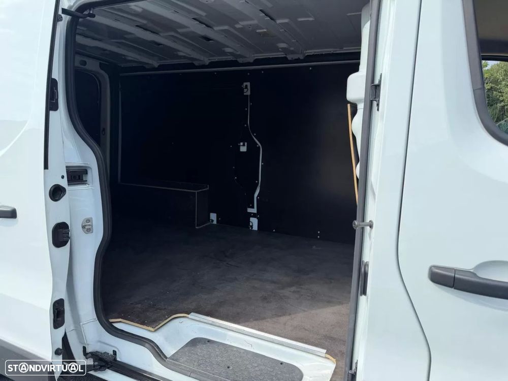 Renault trafic trafic 2.0 dci 120cv 3 lugares kitevuc - 9