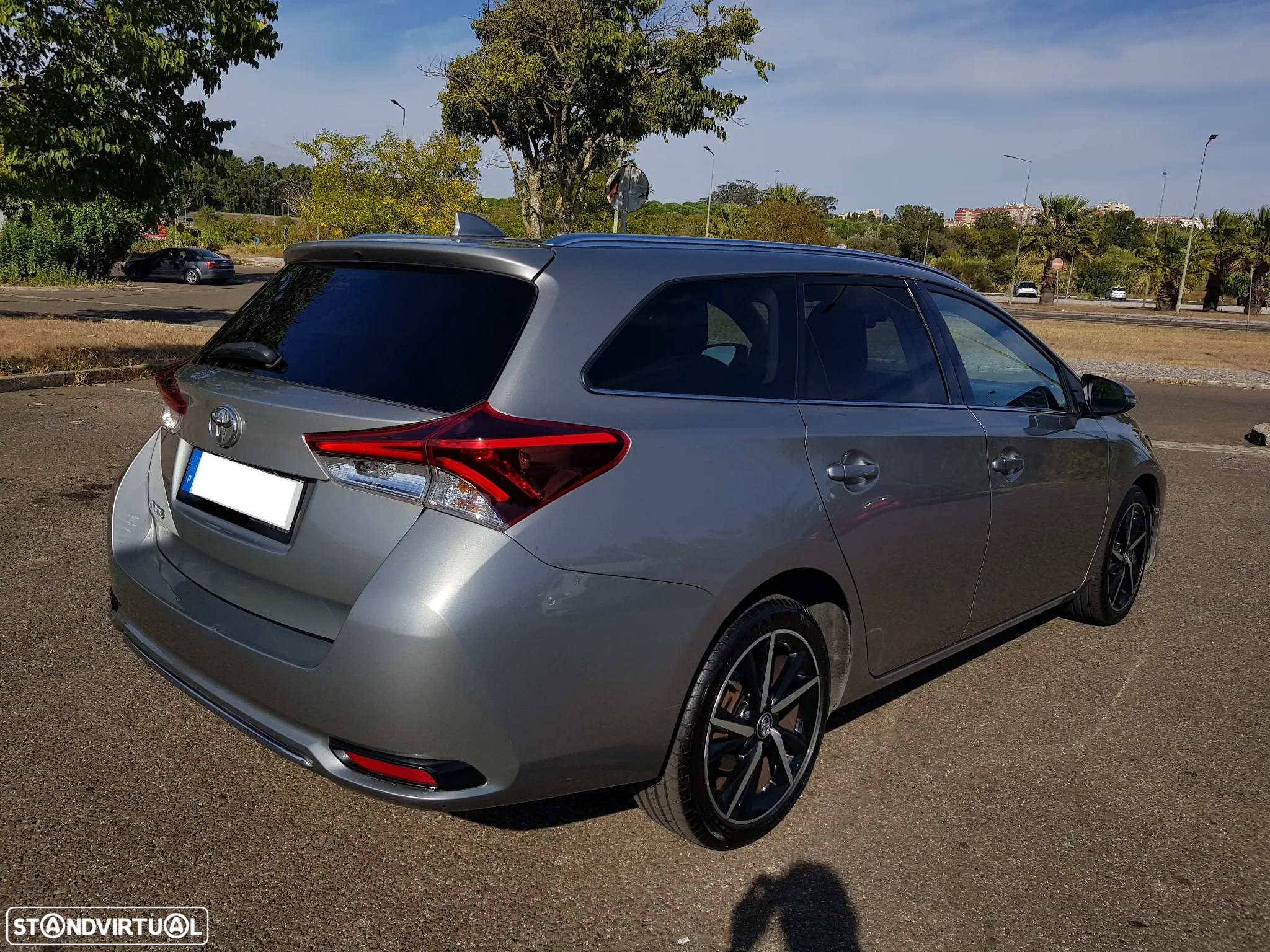Toyota Auris Touring Sports 1.4 D-4D Comfort+Pack Sport - 10