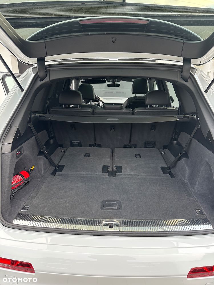 Audi Q7 3.0 TFSI Quattro Tiptronic - 29