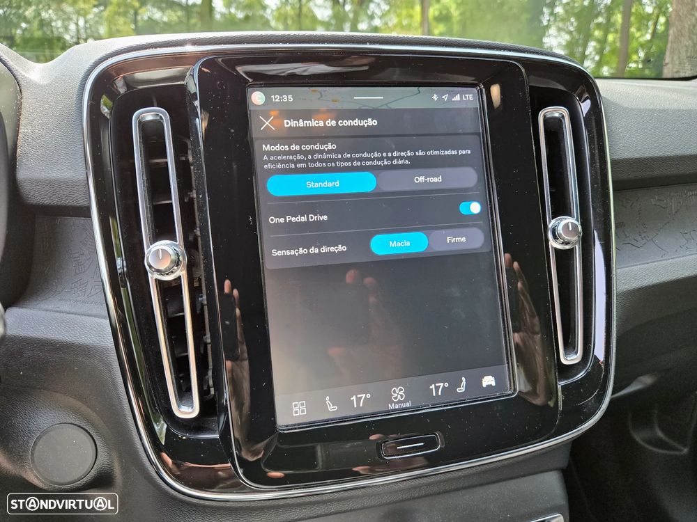 Volvo XC 40 Recharge Plus — fotografia 29