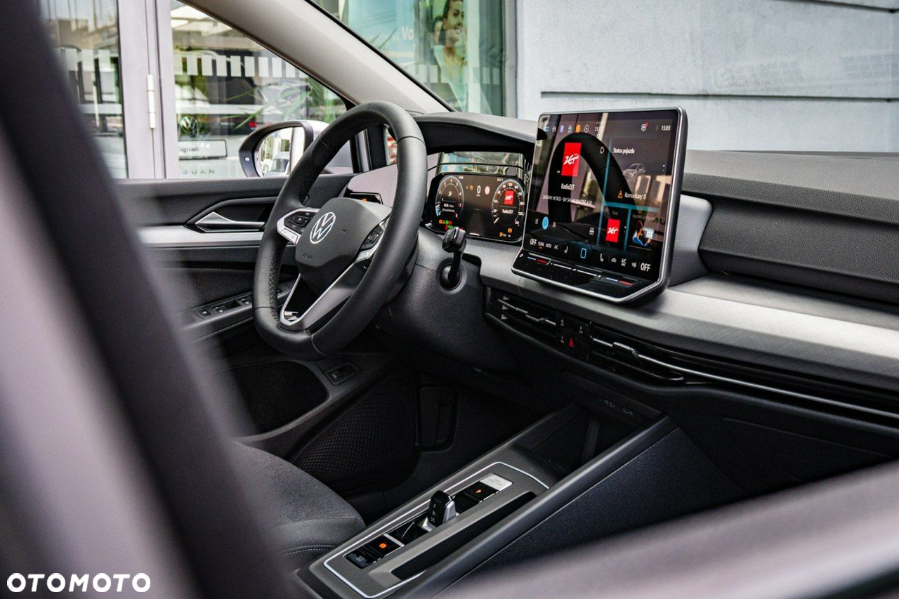 Volkswagen Golf - 13