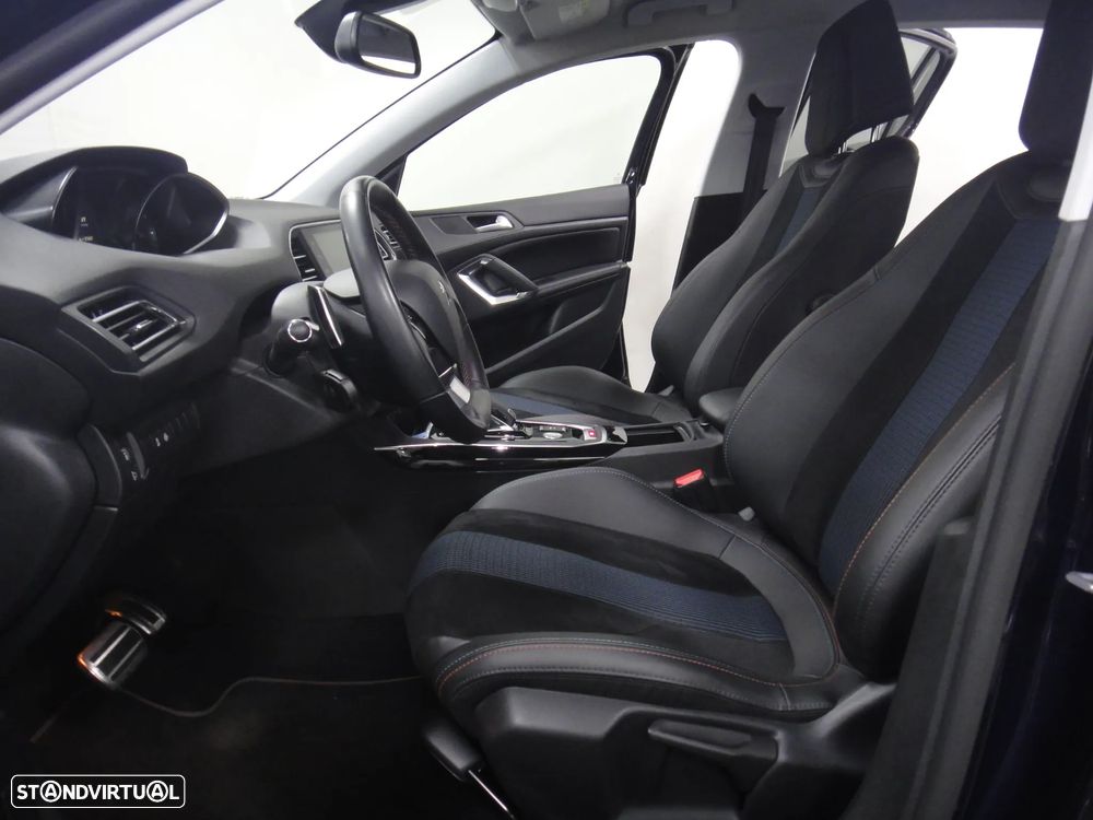 Peugeot 308 PureTech 130 GPF EAT8 Stop & Start Tech Edition - 35