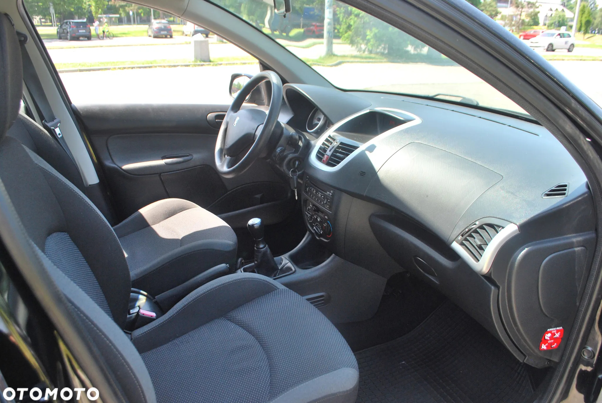 Peugeot 206 plus - 10