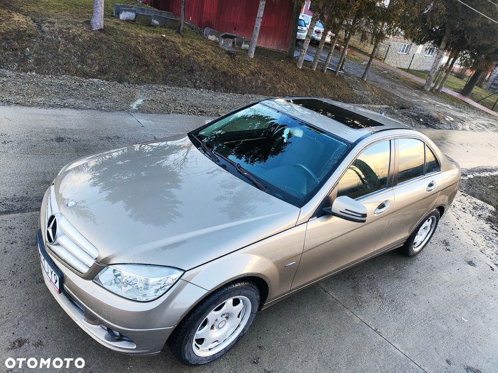 Mercedes-Benz Klasa C 200 CDI DPF Classic - 24