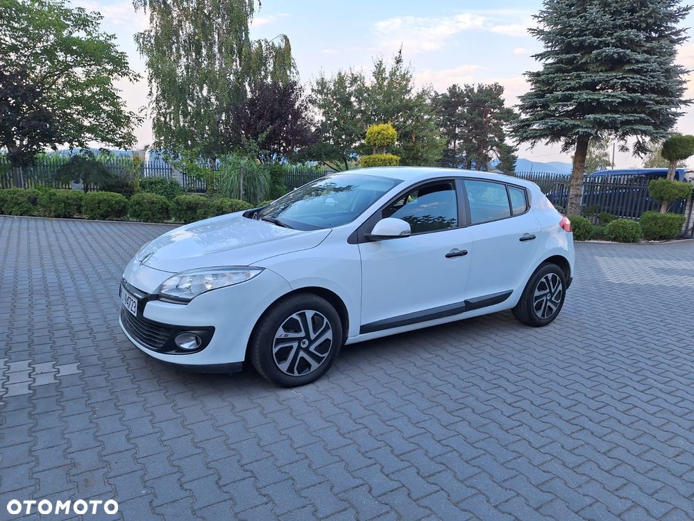 Renault Megane dCi 90 FAP Paris - 3