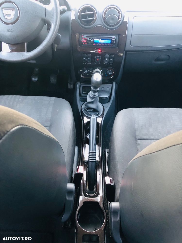 Dacia Duster dCi 110 FAP 4x2 Laureate - 12