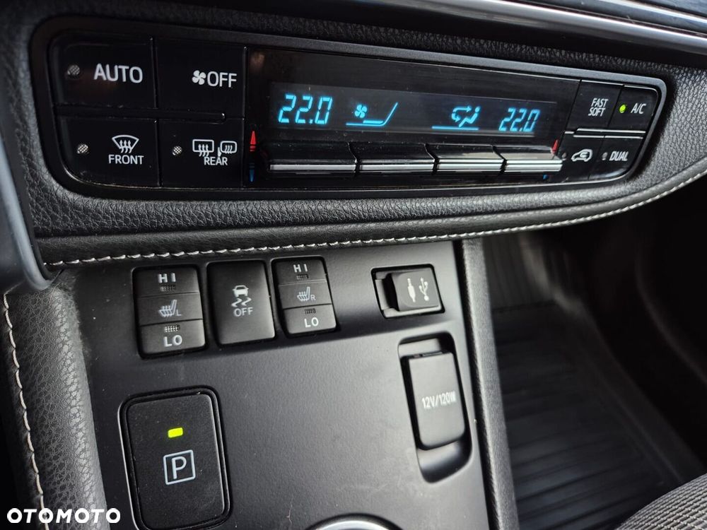 Toyota Auris - 22